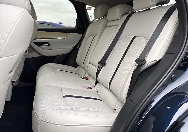 Mazda CX-60 - Kolor Deep Crystal Blue, zdjęcie 20