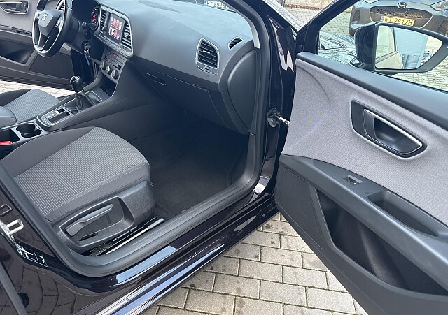 Seat Leon - Kolor Fioletowy, zdjęcie 15