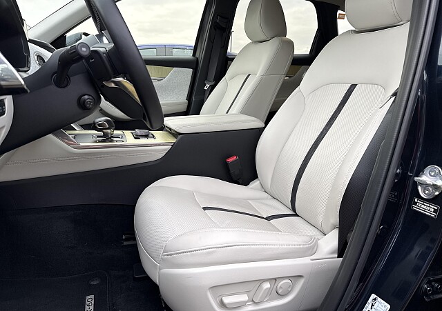 Mazda CX-60 - Kolor Deep Crystal Blue, zdjęcie 7