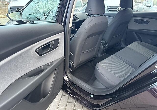 Seat Leon - Kolor Fioletowy, zdjęcie 13