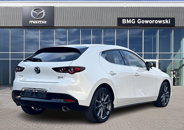 Mazda 3 - Kolor Snowflake White Pearl, zdjęcie 19