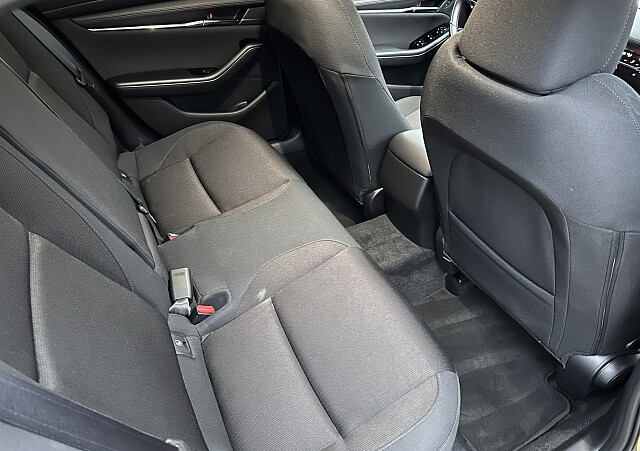 Mazda 3 - Kolor Machine Gray, zdjęcie 14