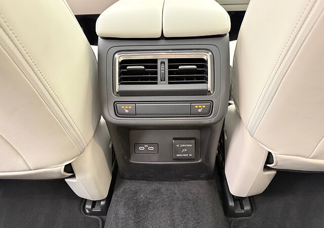 Mazda CX-60 - Kolor Deep Crystal Blue, zdjęcie 22