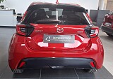 Mazda 2 Hybrid - Kolor Formal Red, zdjęcie 3