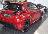 Mazda 2 Hybrid - Kolor Formal Red, zdjęcie 13