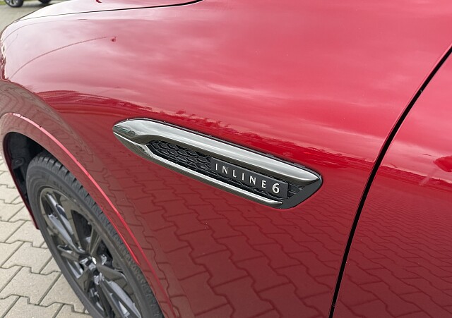 Mazda CX-60 - Kolor Czerwony, zdjęcie 6