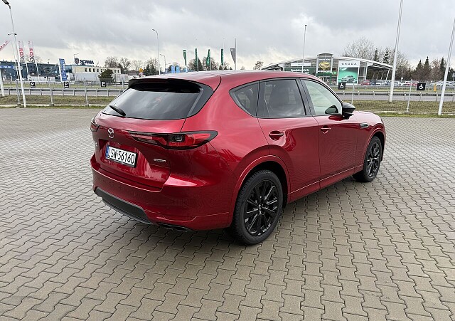 Mazda CX-60 - Kolor Czerwony, zdjęcie 5