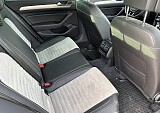 Volkswagen Passat - Kolor Czarny, zdjęcie 12