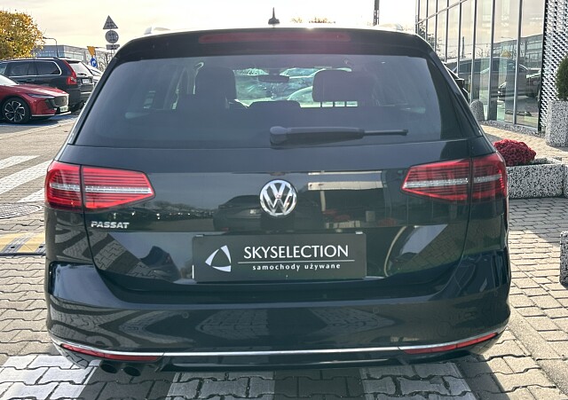 Volkswagen Passat - Kolor Czarny, zdjęcie 7