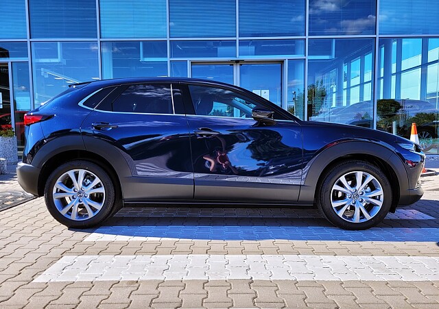Mazda CX-30 - Kolor Deep Crystal Blue, zdjęcie 3