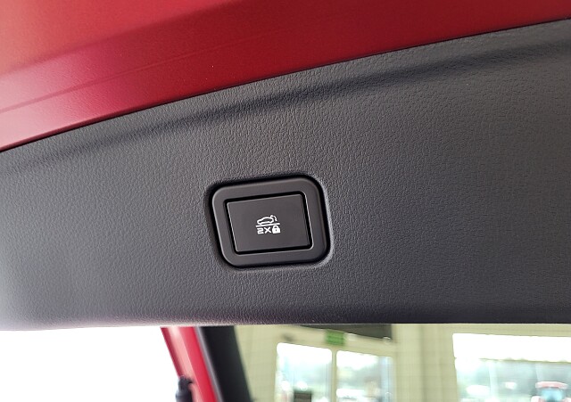 Mazda 6e - Kolor Czerwony, zdjęcie 12