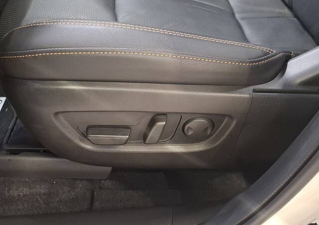 Mazda CX-60 - Kolor Rhodium White, zdjęcie 4