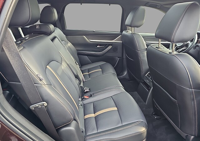 Mazda CX-80 - Kolor Artisan Red, zdjęcie 13