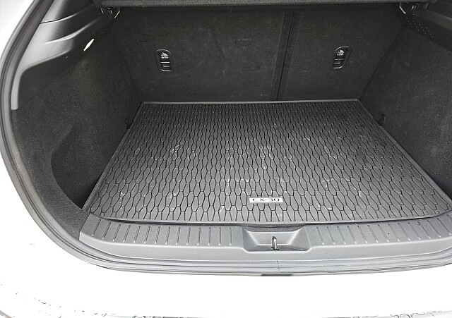 Mazda CX-30 - Kolor Ceramic Metalic, zdjęcie 23