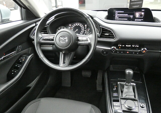 Mazda CX-30 - Kolor Sonic Silver, zdjęcie 13