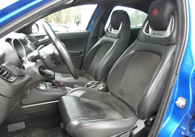 Alfa Romeo Giulietta - Kolor Niebieski, zdjęcie 12