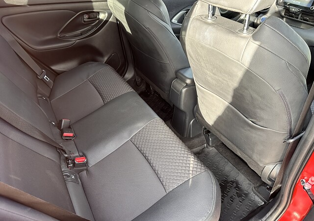 Mazda 2 Hybrid - Kolor Czerwony, zdjęcie 14