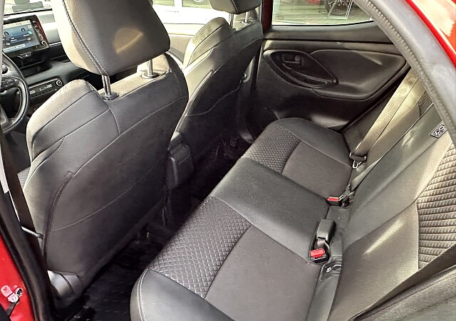 Mazda 2 Hybrid - Kolor Czerwony, zdjęcie 12