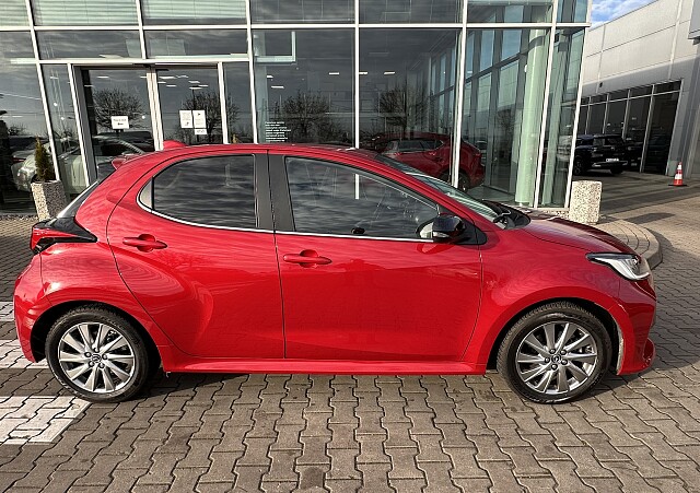 Mazda 2 Hybrid - Kolor Czerwony, zdjęcie 5