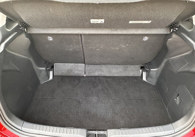 Mazda 2 Hybrid - Kolor Czerwony, zdjęcie 9