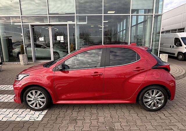 Mazda 2 Hybrid - Kolor Czerwony, zdjęcie 4
