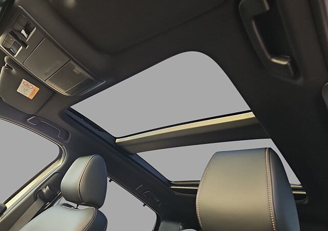 Mazda CX-80 - Kolor Artisan Red, zdjęcie 7