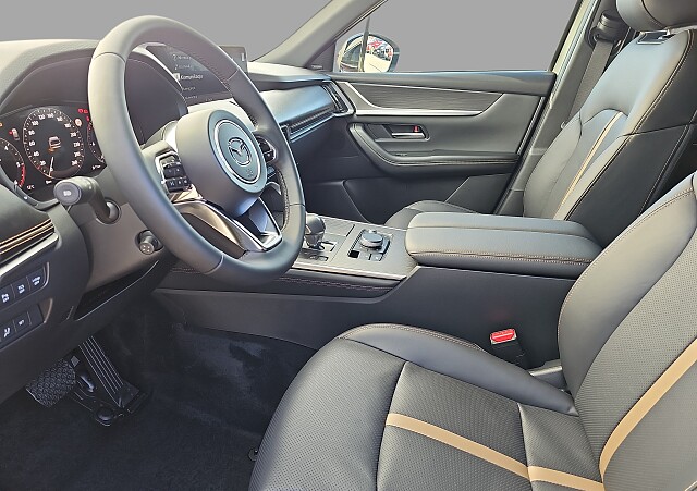 Mazda CX-80 - Kolor Artisan Red, zdjęcie 8