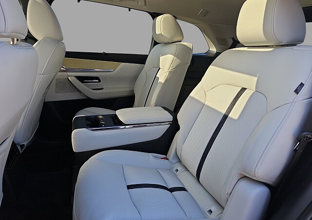 Mazda CX-80 - Kolor Melting Copper, zdjęcie 12