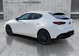 Mazda 3 - Kolor Snowflake White Pearl, zdjęcie 7