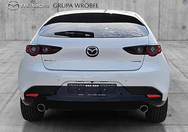 Mazda 3 - Kolor Snowflake White Pearl, zdjęcie 5