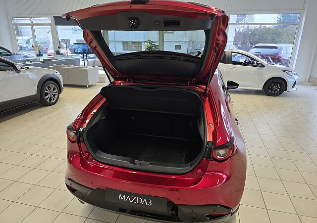 Mazda 3 - Kolor Soul Red Crystal, zdjęcie 4