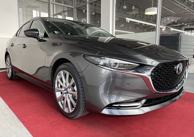 Mazda 3 - Kolor Machine Gray, zdjęcie 3