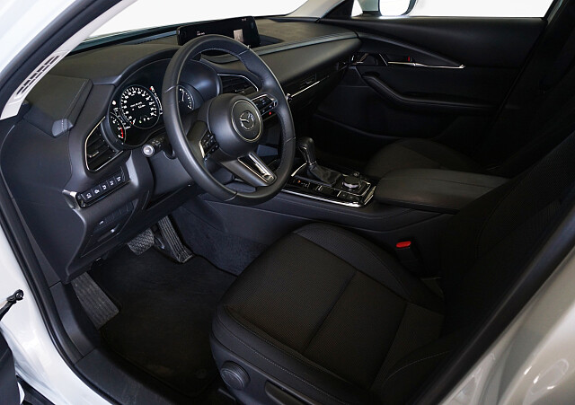 Mazda CX-30 (15).jpg