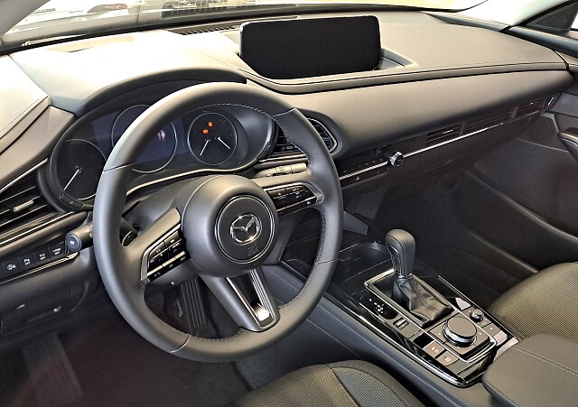 Mazda CX-30 - Kolor Jet Black, zdjęcie 5