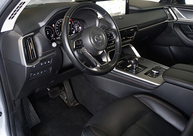 Mazda CX-60 (19).jpg