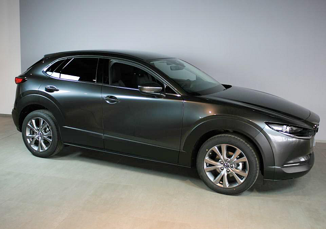 Mazda CX-30 - Kolor Machine Gray, zdjęcie 3