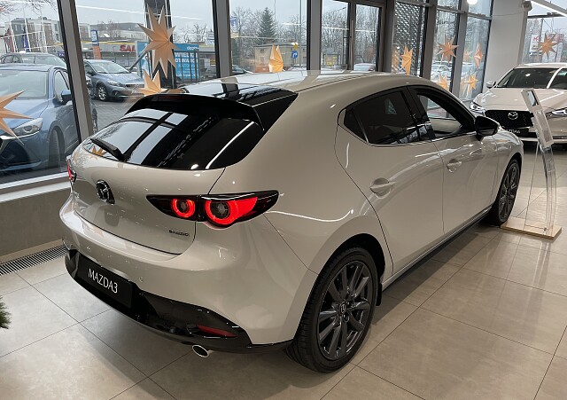 Mazda 3 - Kolor Ceramic Metalic, zdjęcie 5