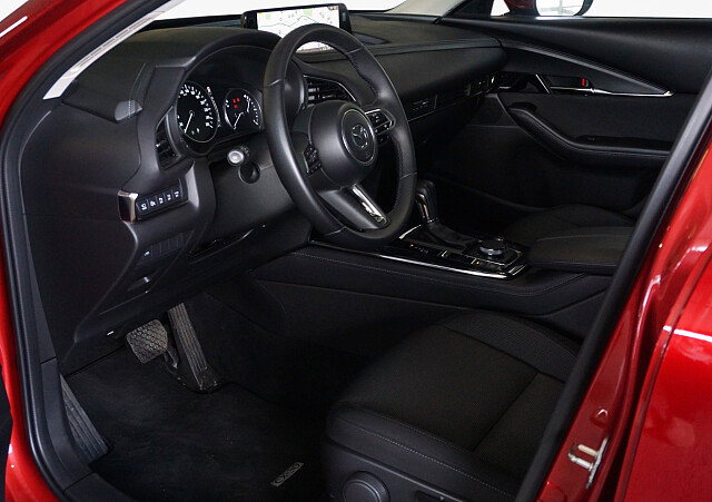 Mazda CX-30 (7).jpg