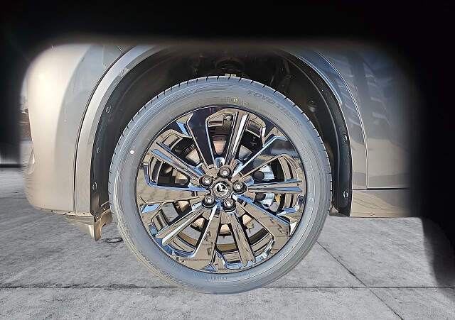 Mazda CX-60 - Kolor Machine Gray, zdjęcie 15