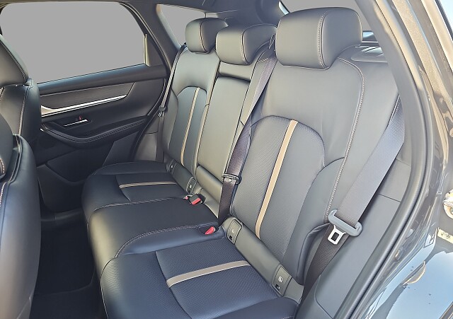 Mazda CX-60 - Kolor Machine Gray, zdjęcie 15