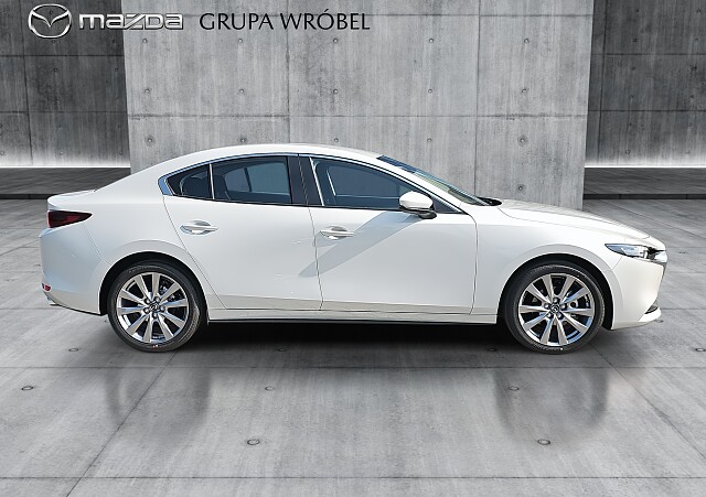 Mazda 3 - Kolor Snowflake White Pearl, zdjęcie 4