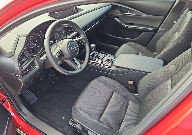 Mazda CX-30 - Kolor Soul Red Crystal, zdjęcie 13