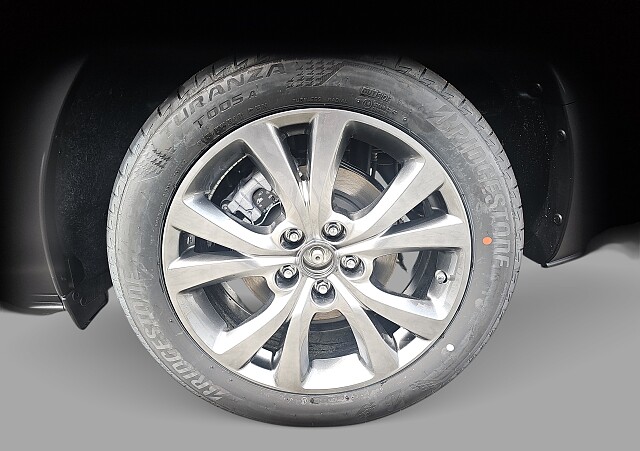 Mazda CX-30 - Kolor Platinum Quartz, zdjęcie 8