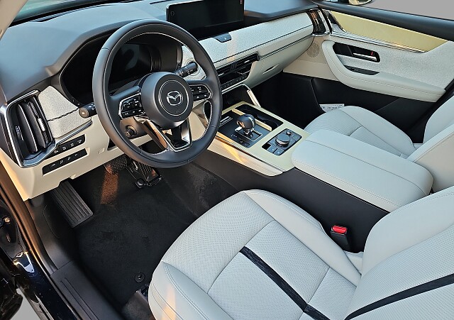 Mazda CX-60 - Kolor Deep Crystal Blue, zdjęcie 19