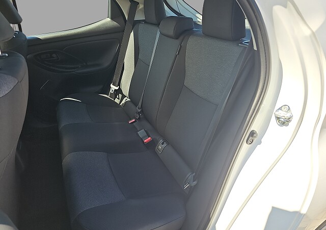 Mazda 2 Hybrid - Kolor Lunar White, zdjęcie 15