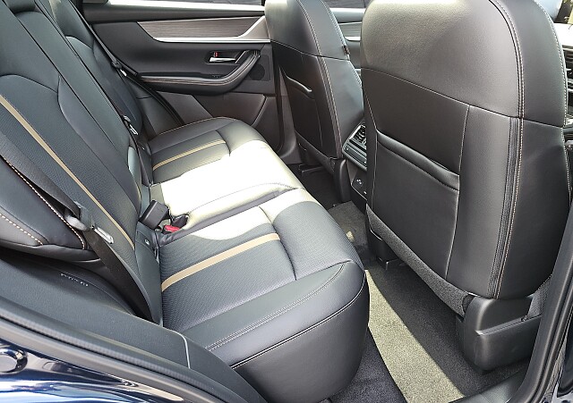 Mazda CX-60 - Kolor Deep Crystal Blue, zdjęcie 9