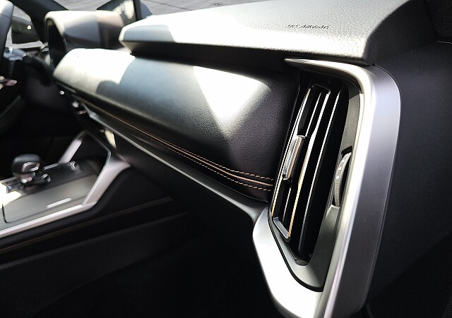 Mazda CX-60 - Kolor Deep Crystal Blue, zdjęcie 18