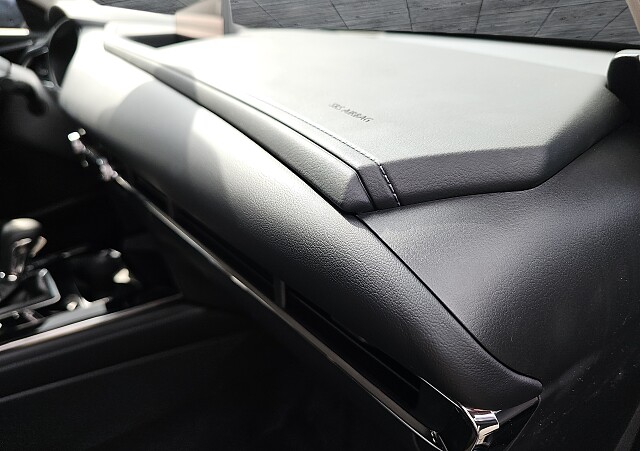 Mazda CX-30 - Kolor Deep Crystal Blue, zdjęcie 14