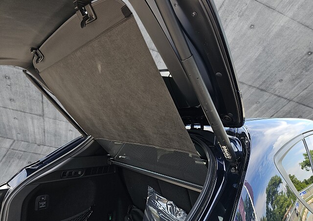 Mazda CX-60 - Kolor Deep Crystal Blue, zdjęcie 19