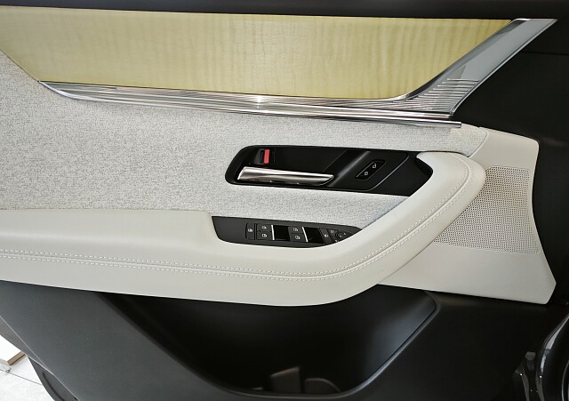 Mazda CX-60 - Kolor Machine Gray, zdjęcie 15